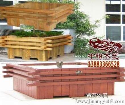 【重庆木制指示牌标牌景区售货车垃圾桶水车木